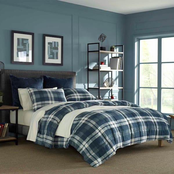 Crossview Plaid 3-Piece Navy Blue Micro Suede Full/Queen Comforter set