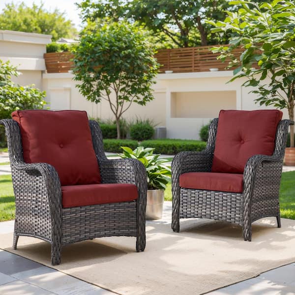 Curved Arm Patio Gray Wicker Outdoor Lounge Chair with Red Olefin Cushions and Curved Armrest (4-Piece)