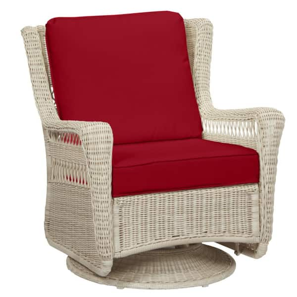 Hampton Bay Park Meadows Off White Wicker Outdoor Patio Swivel