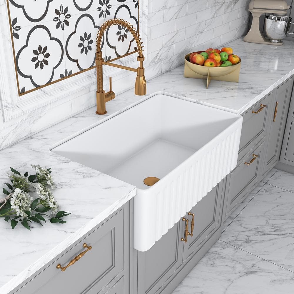 Calabria 30'' White Fireclay Farmhouse Kitchen Sink