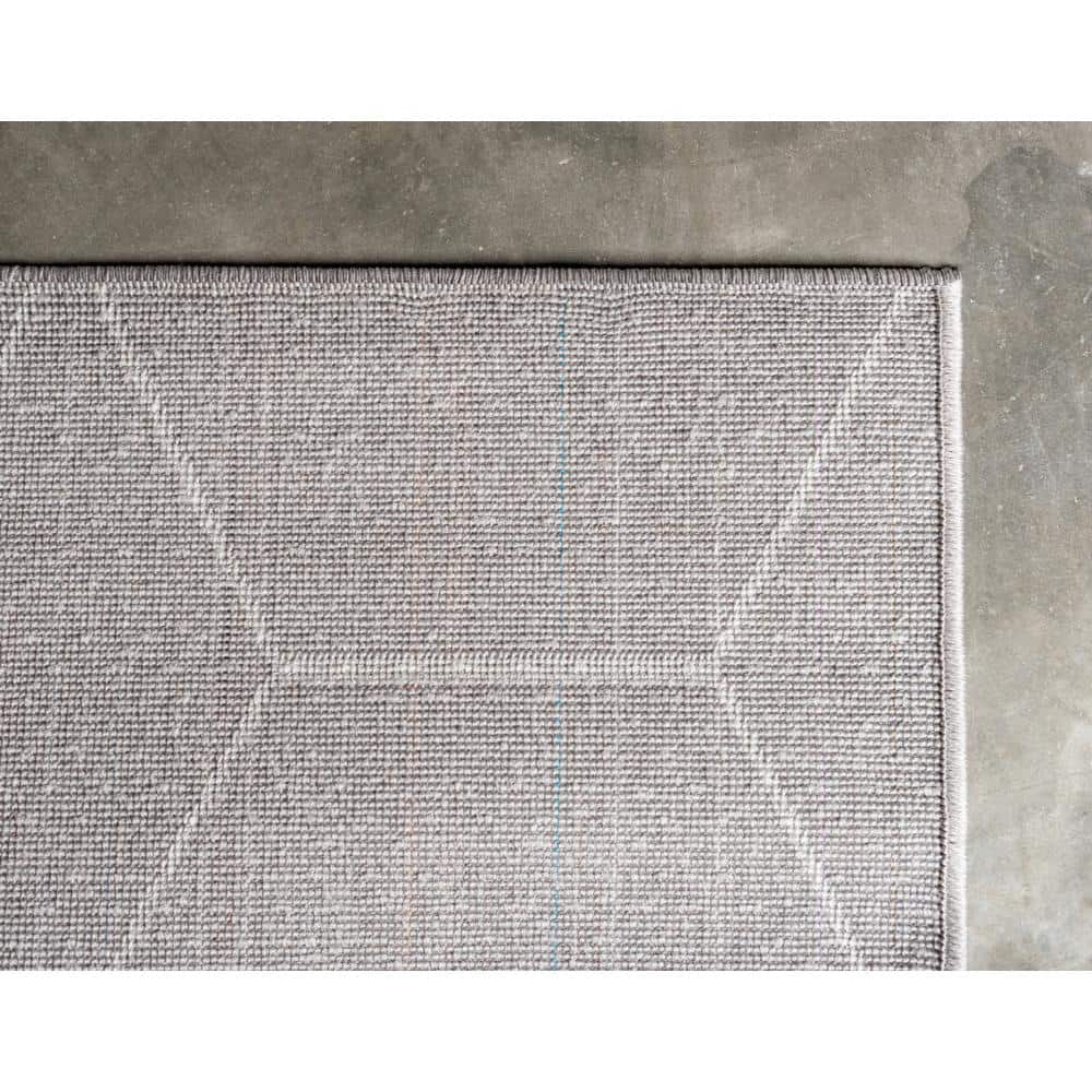 Lattice Frieze Light Gray/Ivory Trellis 7'x10' Synthetic Rug