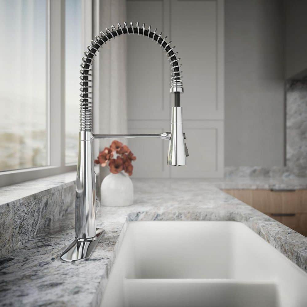 Polished Chrome Semi-Professional Kitchen Faucet with Pull-Out Spray