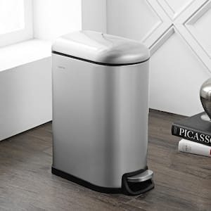 Roland 10.6 Gal. Chrome Step-Open Trash Can
