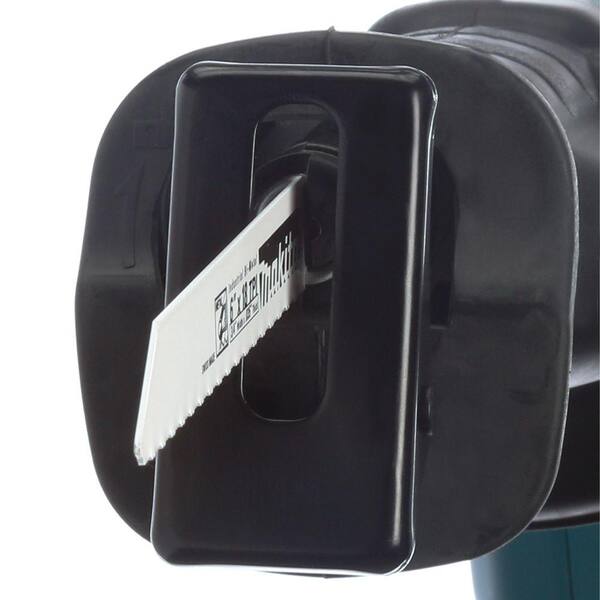 Makita - 11 Amp Corded Variable Speed Reciprocating Saw with Wood Cutting Blade, Metal Cutting Blade and Hard Case