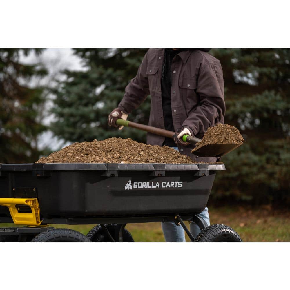 Heavy Duty Black Poly Yard Dump Cart with Pneumatic Tires