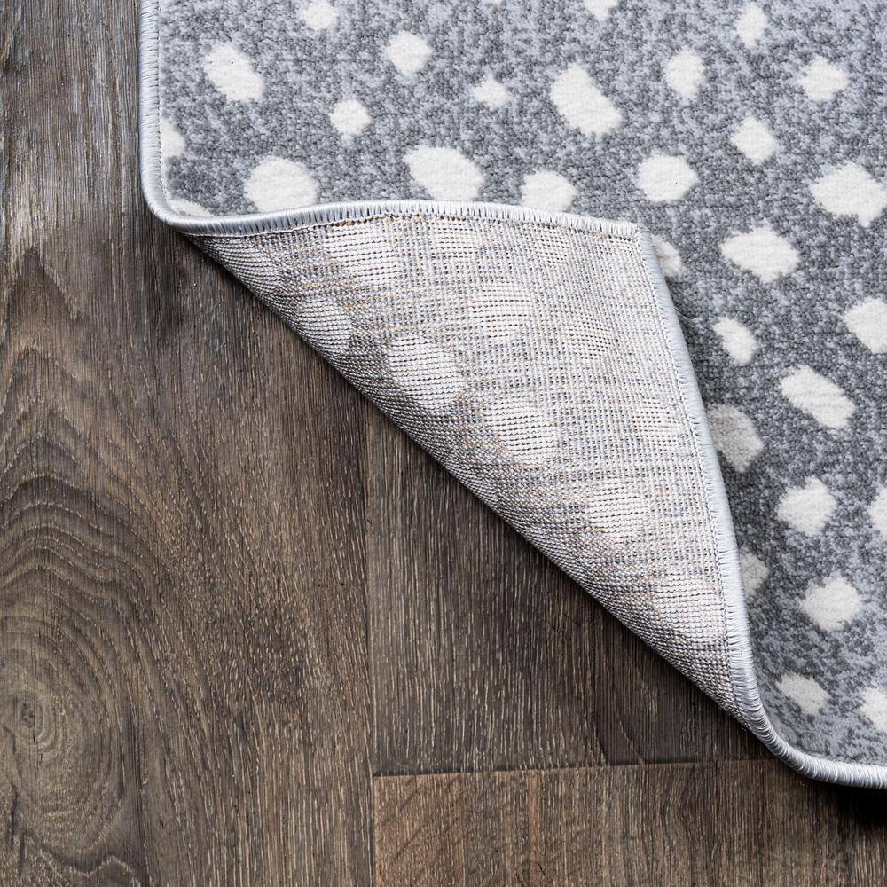 Modern Abstract Antelope 4' x 6' Light Gray Synthetic Area Rug
