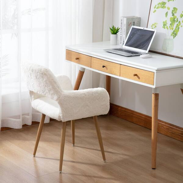 white fur dining chair