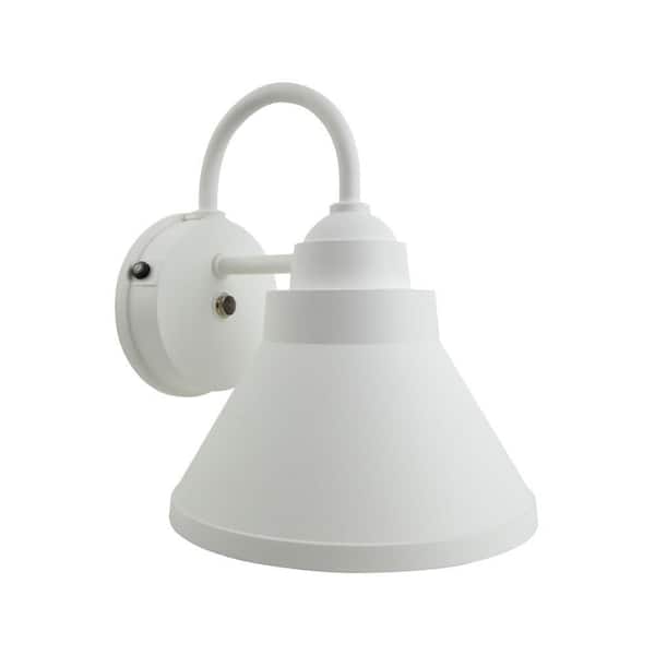 Goose 40-Watt Equivalent 800 Lumen White Motion Sensing Dusk-To-Dawn Flood Light No Bulb Included