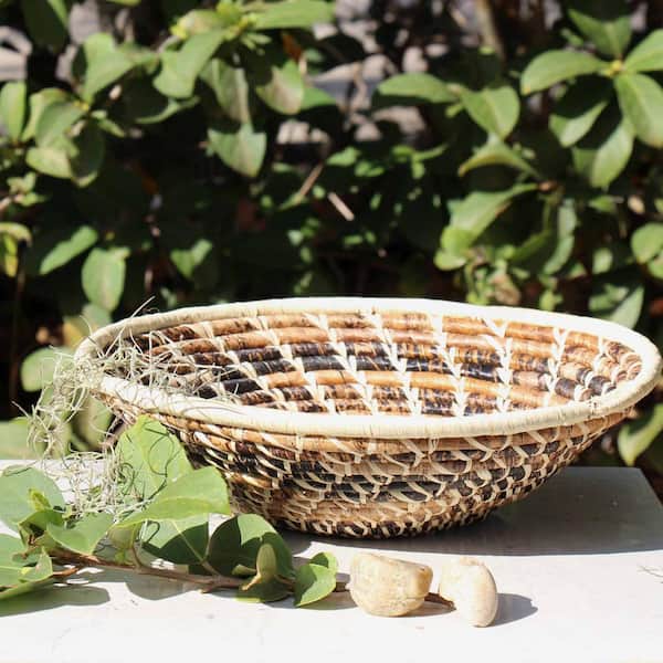 Global Crafts Woven Sisal Basket, Wheat Stalk Spirals In Natural