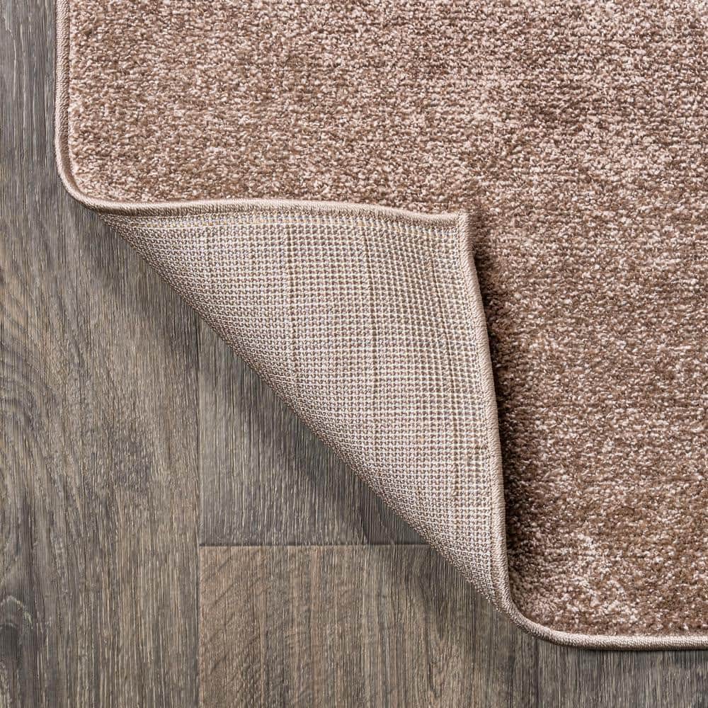 Brown Synthetic Low-Pile Reversible Area Rug, 4' x 6'