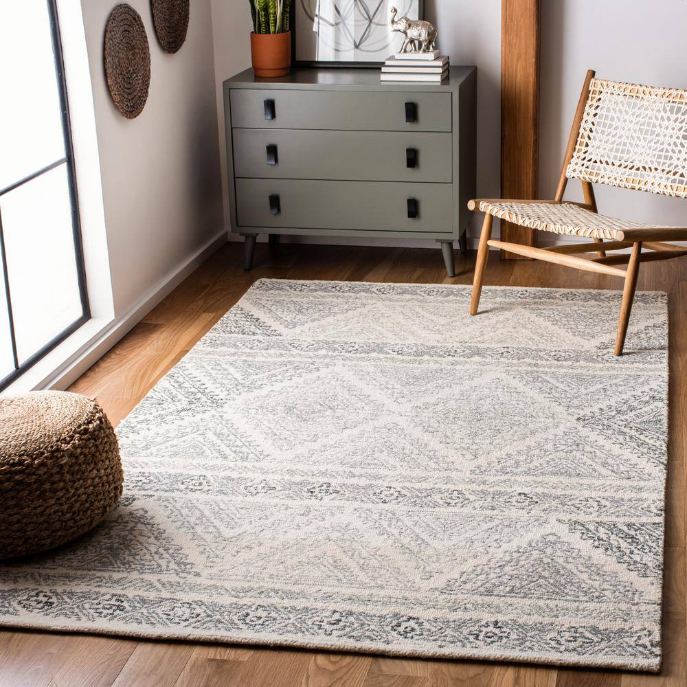 Elegant Gray Tufted Wool 8' x 10' Handmade Rectangular Rug
