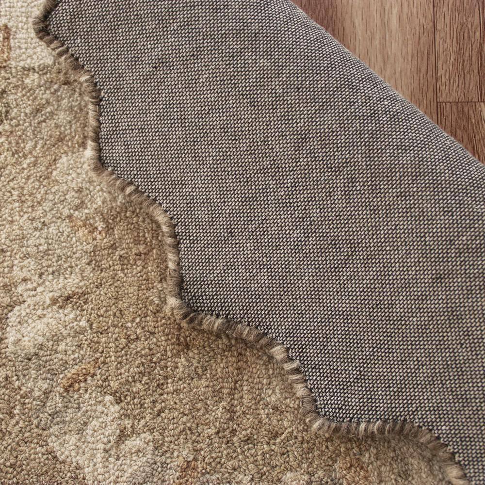Handmade Beige and White Wool Medallion Rug