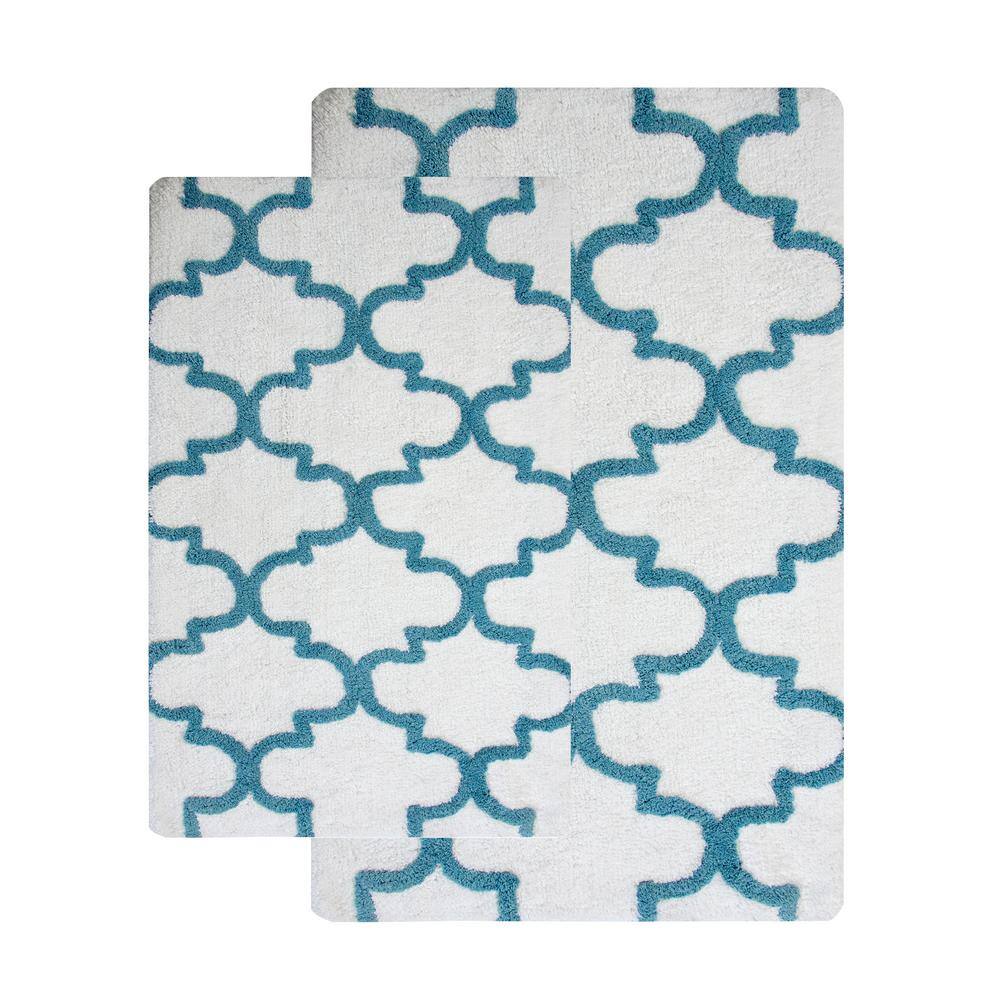 White and Blue Cotton Geometric Bath Rug Set