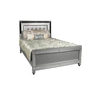 New Classic Furniture Valentino Silver Wood Frame California King Panel Bed with Embossed Inlay