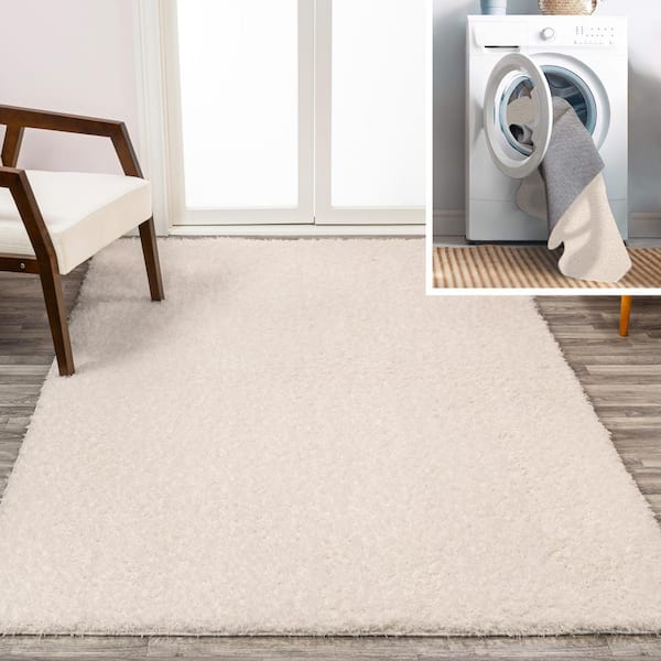 JONATHAN Y White 5 ft. x 7 ft. Clayton Coastal Solid Glam Shag Machine-Washable Area Rug