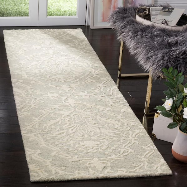 Blossom Sage/Ivory 2 ft. x 14 ft. Geometric Diamond Floral Runner Rug