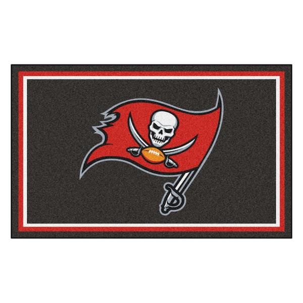 FANMATS Tampa Bay Buccaneers 4 ft. x 6 ft. Area Rug