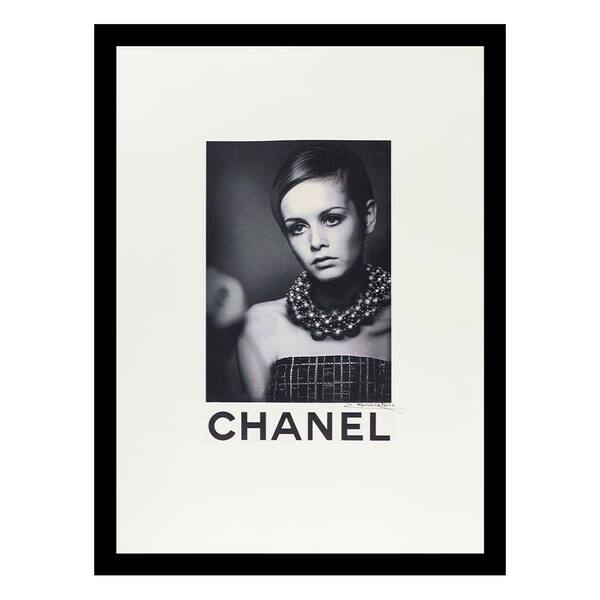 VENICE BEACH Collections Twiggy Designer Fashion Framed Print by Fairchild Paris People Poster Art Print 18 in. x 14 in.