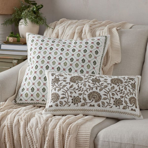 Company Essentials Artisan Chic Holiday Decor Green 20 in. L x 20 in. W Throw Pillow Cover