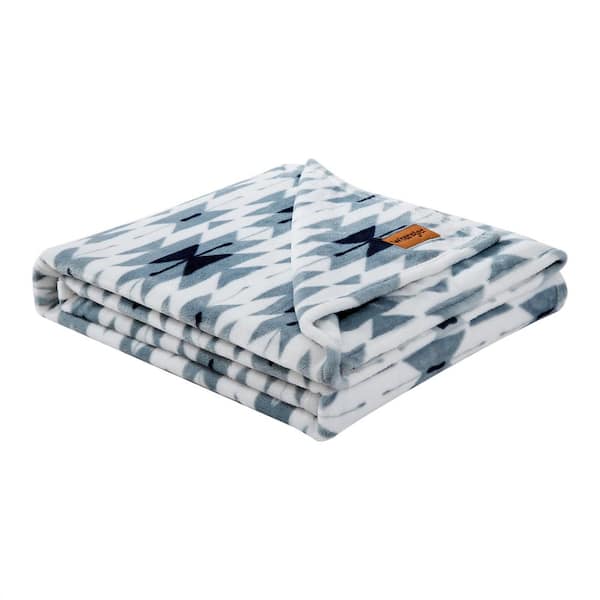 Wrangler Navajo Blue Plush Fleece 50X70 Throw Blanket