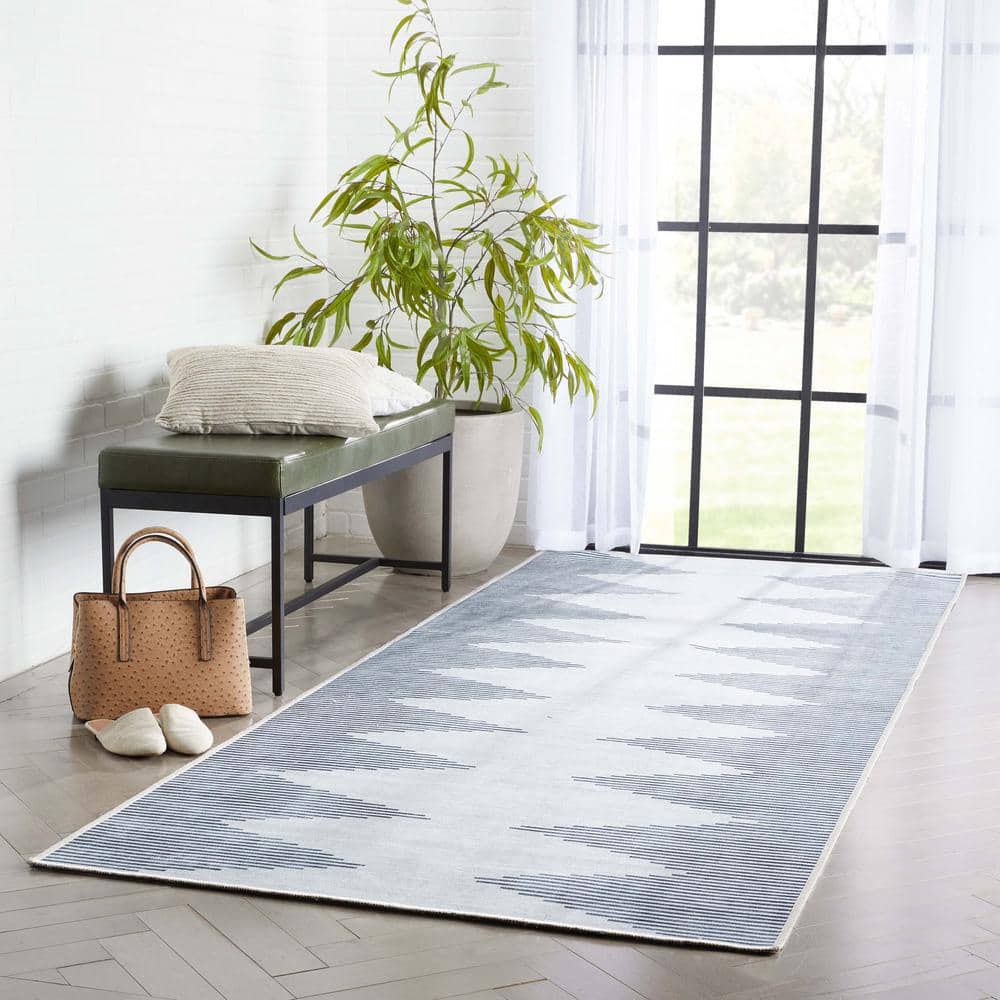 Apollo Diamond Weave 3'11" x 9'10" Gray Synthetic Area Rug