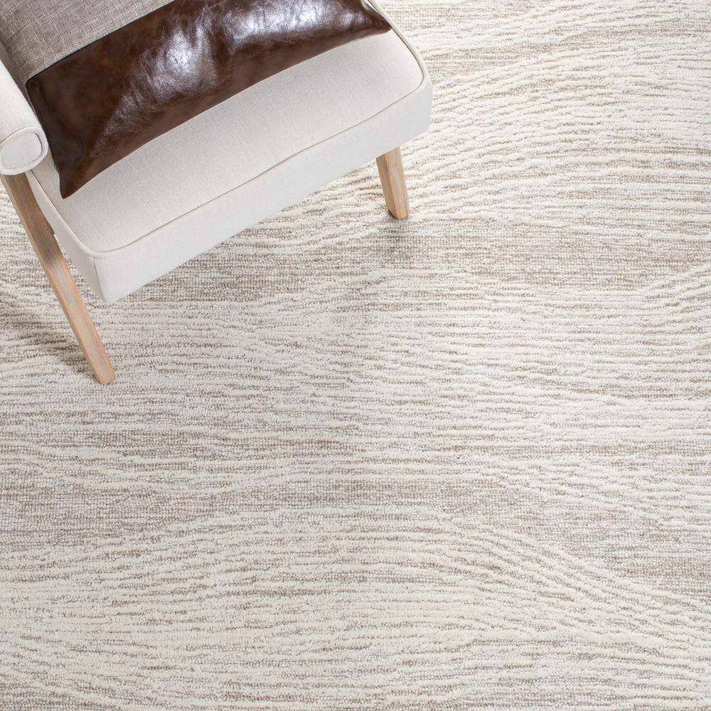 Natural Ivory Hand-Tufted Wool 8' x 10' Area Rug