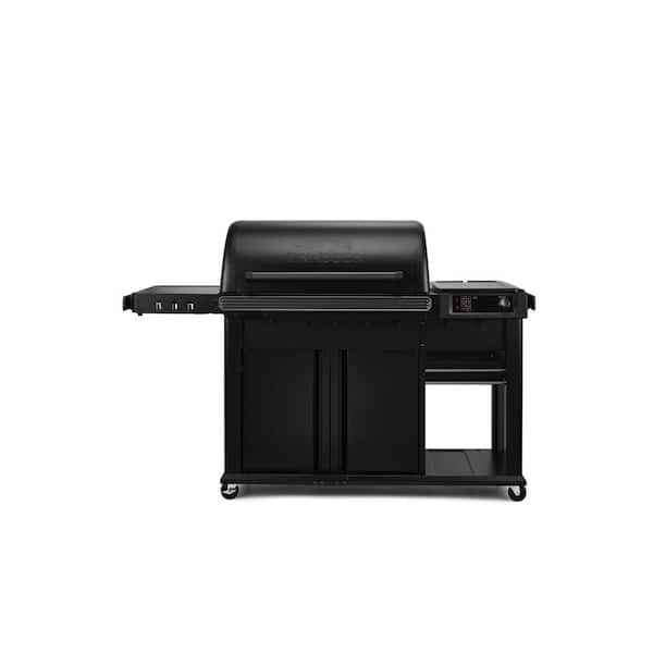 Woodridge Pro Plus Pellet Grill in Black