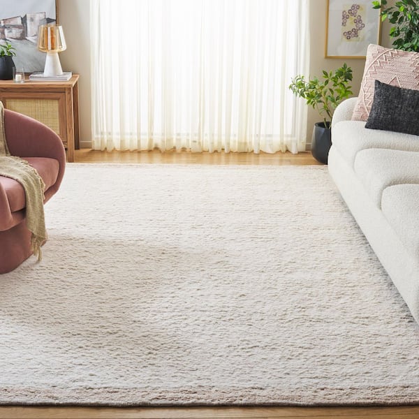Vermont 8 ft. x 10 ft. Ivory/Beige Border Area Rug