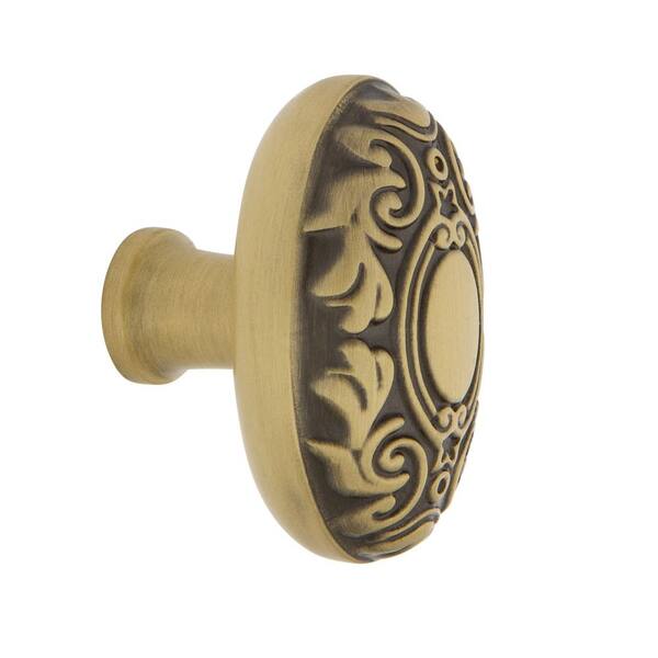 ANTIQUE BRASS CABINET DOOR OR DRAW KNOBS WITH ROSE 30mm. Re-claimed 3 off 