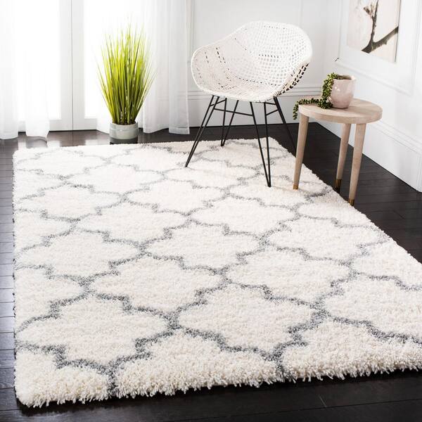 Fontana Shag Cream/Gray 4 ft. x 6 ft. Quatrefoil Geometric Area Rug