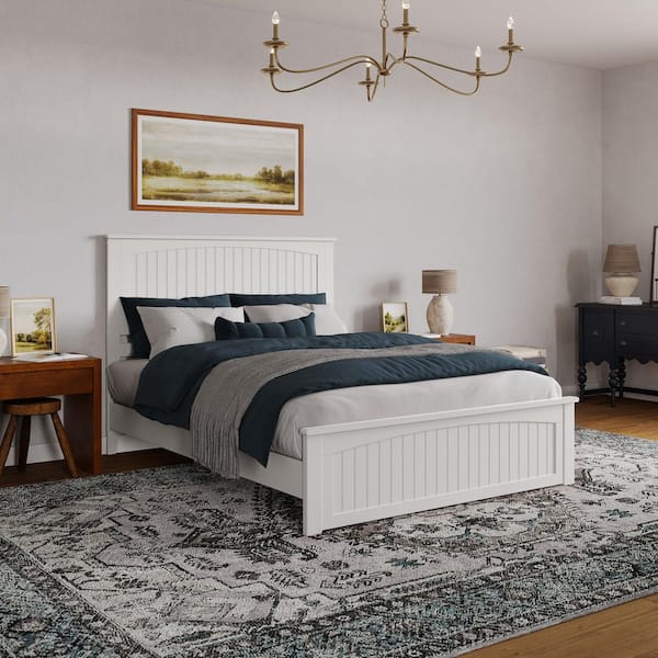 AFI Naples White Solid Wood Frame Queen Low Profile Platform Bed with Matching Footboard
