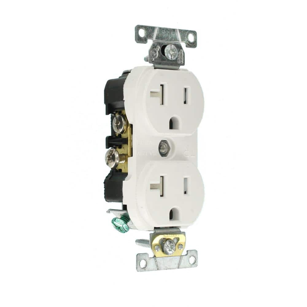 White Tamper Resistant Duplex Receptacle with Wall Plate