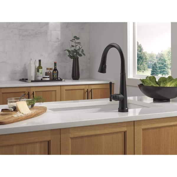 Delta Emmeline Touch/Touchless Matte Black 17.06 in. H Pull Down