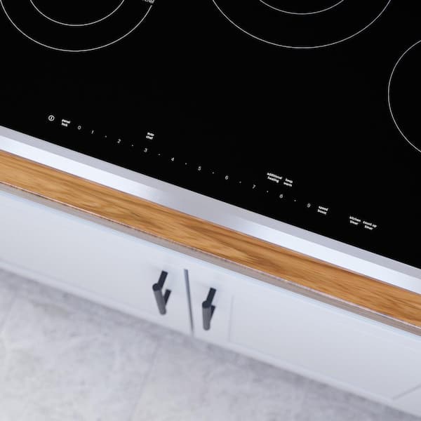 Bosch Benchmark Series 30 in. Radiant Electric Cooktop in Black