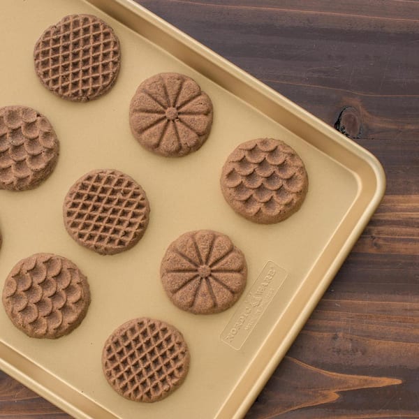 Nordic Ware Naturals Baker's Half Sheet Baking Pan