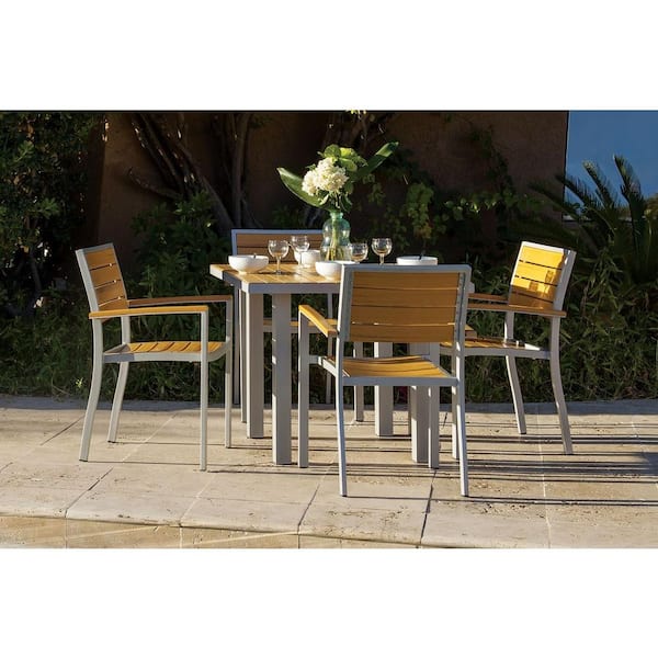 Ivy Terrace Basics Textured Silver All-Weather Aluminum/Plastic Outdoor Dining Set in Plastique Slats