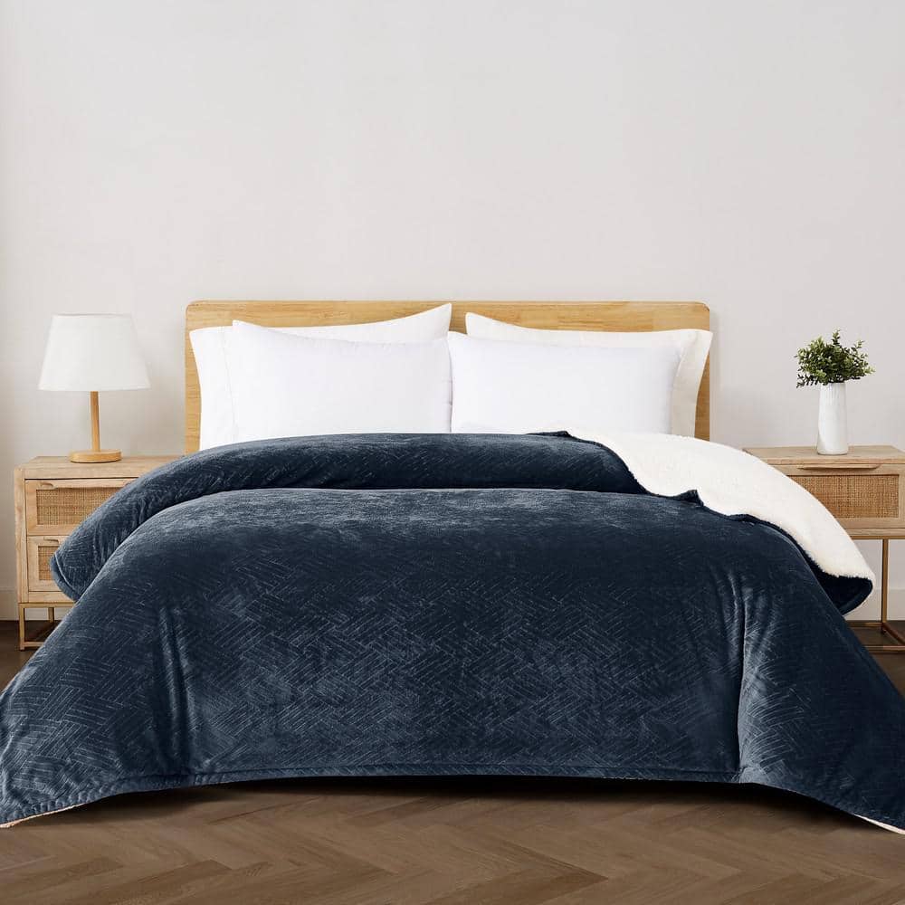 Twin Blue Faux Fur and Sherpa Reversible Blanket