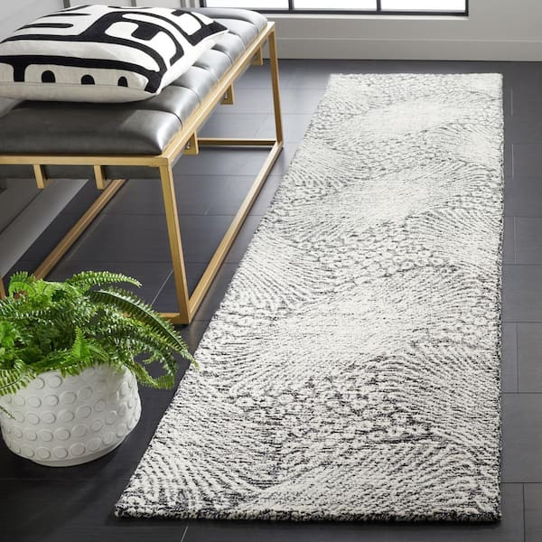 Ebony Black/Ivory 2 ft. x 9 ft. Floral Runner Rug