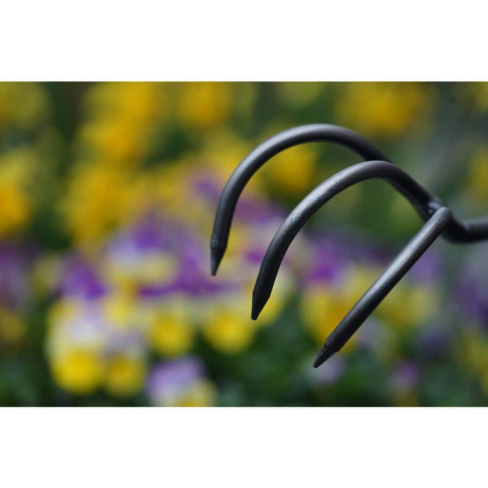 Heavy Duty 3-Tine Cultivator with Ash Hardwood Handle