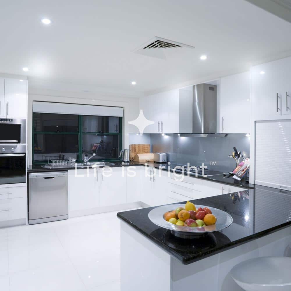 4-Inch White Aluminum LED Recessed Lighting Kit with Selectable Color Temperature