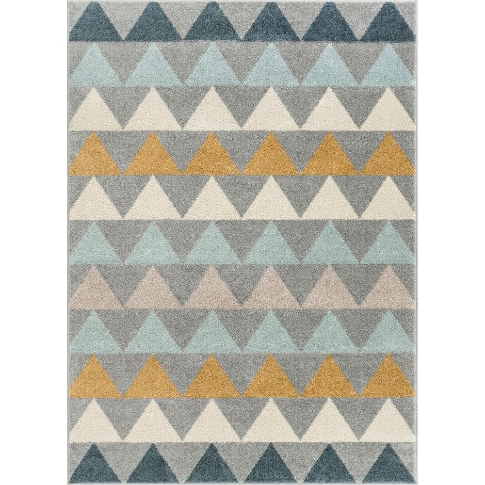 Nova Gray Geometric 5' x 7' Synthetic Area Rug