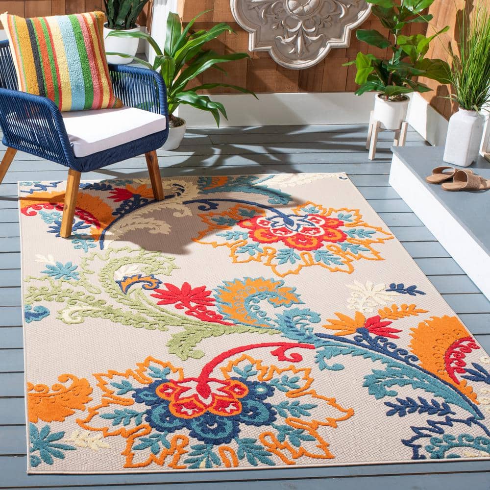 Ivory and Blue Floral Synthetic Indoor/Outdoor Rug