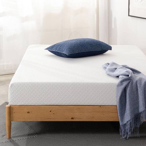 Zinus Queen Medium Green Tea Cool Mate 8 In. Smooth Top Memory