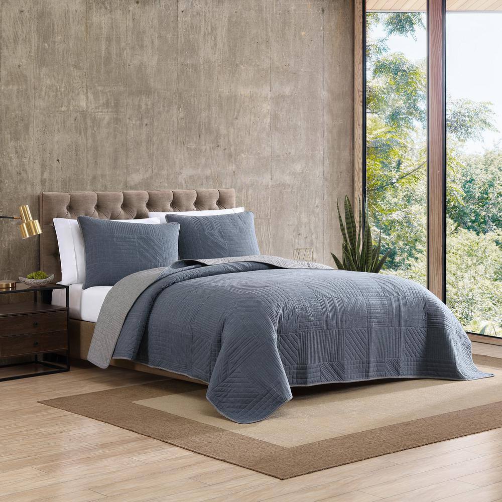 Casual Comfort Denim Blue & Chrome Gray Full Cotton Quilt Set