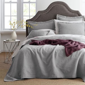 Putnam Matelasse Coverlet