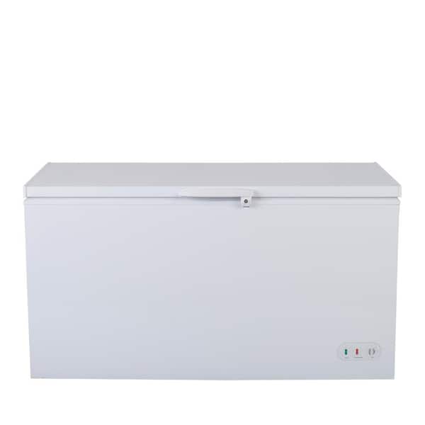 Maxx Cold 60.2 in. 15.9 cu. ft. Manual Defrost Chest Freezer with Solid Top, Locking Lid, Garage Ready, in White