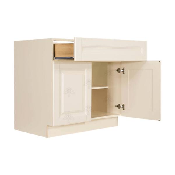 LIFEART CABINETRY Oxford Creamy White Plywood Raised Panel Stock Assembled Base Kitchen Cabinet (33 in. W x 34.5 in. H x 24 in. D)