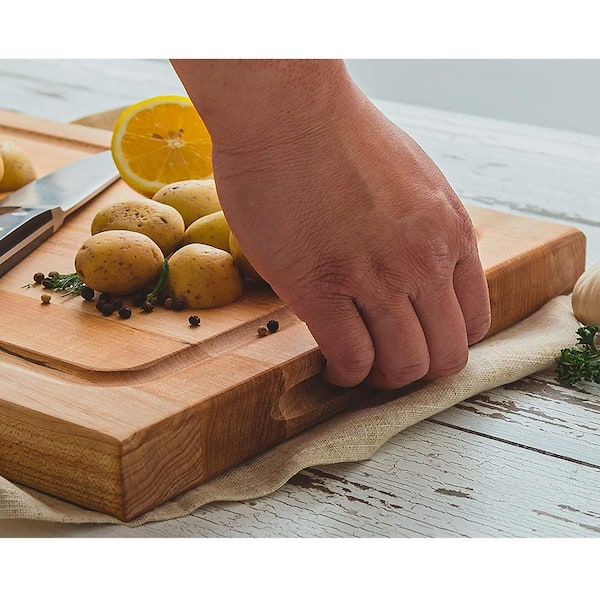 https://images.thdstatic.com/productImages/2221dcb1-961e-4302-852b-a99b5b39411c/svn/natural-john-boos-cutting-boards-bbqbd-bwc-3-44_600.jpg