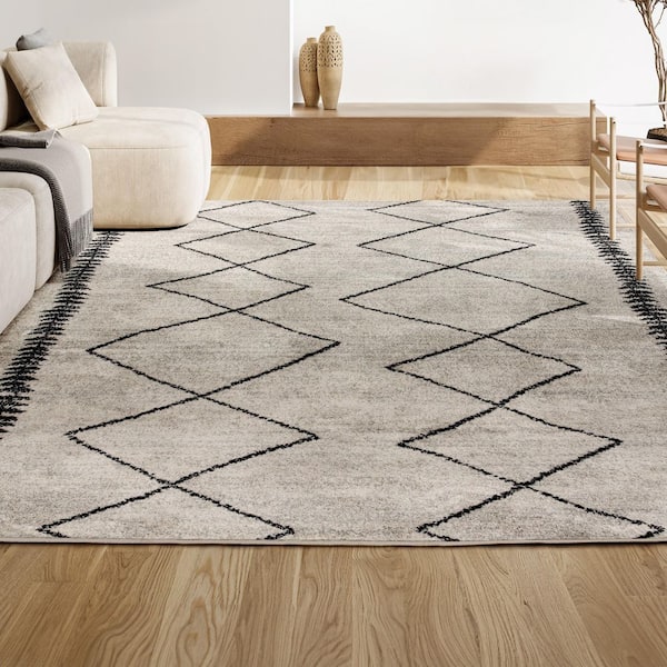 JONATHAN Y Zaina Moroccan Beni Souk Cream/Black 8 ft. x 10 ft