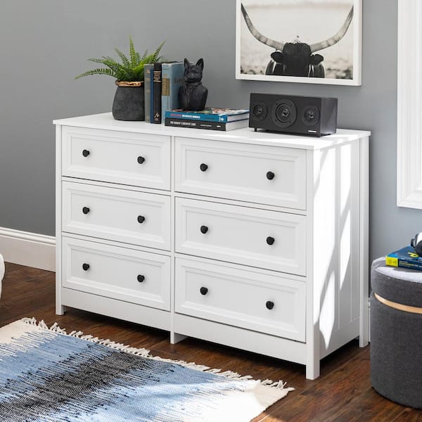 Welwick Designs 6-Drawer White Wood Transitional Dresser with Grooved Sides